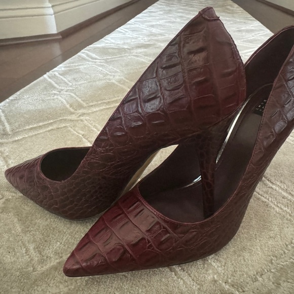 White House Black Market Shoes - White House Black Market Burgundy Croc Embossed Heels. Brand New , never worn!